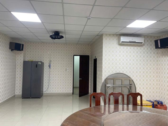 giay-dan-tuong-hoa-van