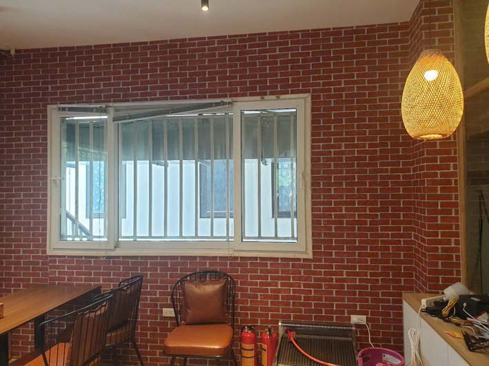 giay-dan-tuong-gia-gach