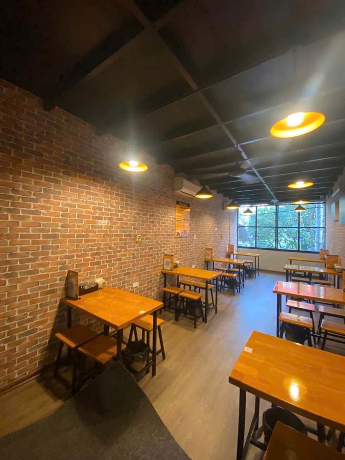 giay-dan-tuong-gia-gach