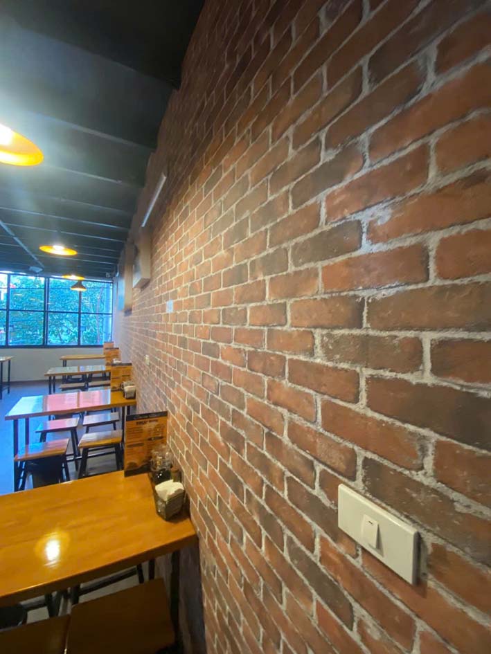 giay-dan-tuong-gia-gach